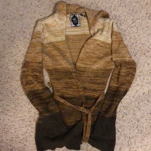 Cute vintage hooded sweater